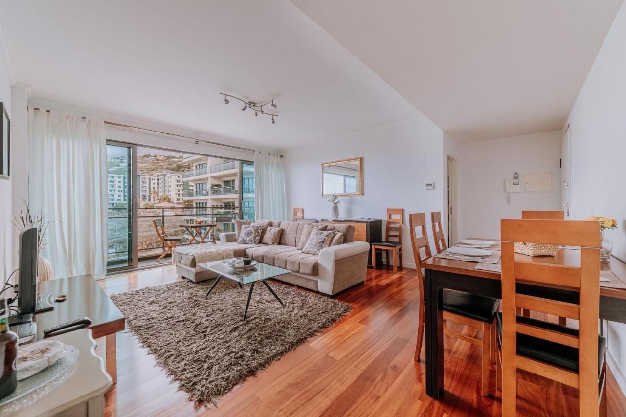 Apartamento Cozy T2 With Ocean View Funchal  Exterior foto